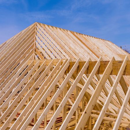 Dachgerüst aus Holz - Dachdeckerei Bender